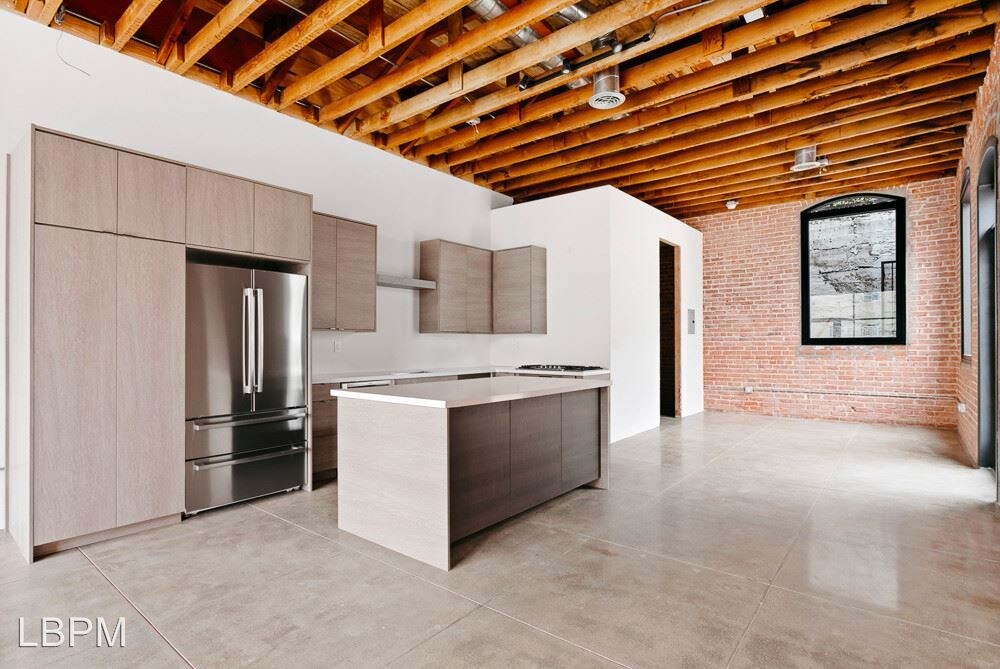 Foto principal - 1005-1017 N Madison Ave