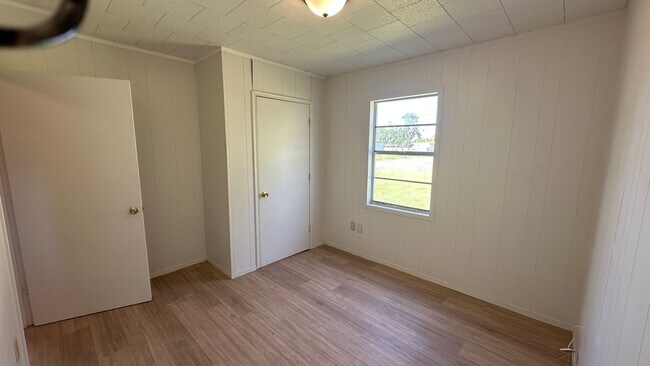 Foto del edificio - COMING SOON -- 2-bedroom, 1 bathroom Apartment Available in Rayne!