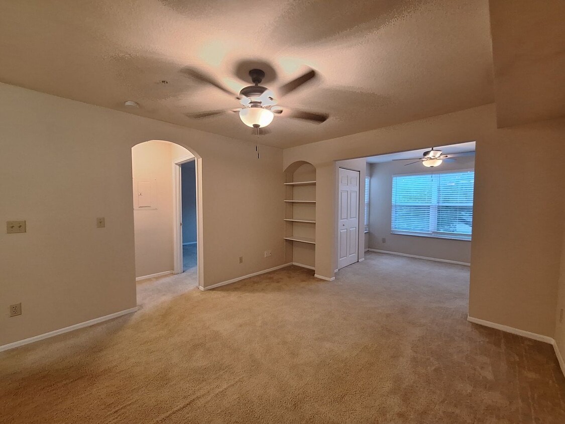 Stylish 1 Bed + Den Condo in Bona Vista | ... - Beautiful 1 Bed 1 Bath Apartment for Rent ...