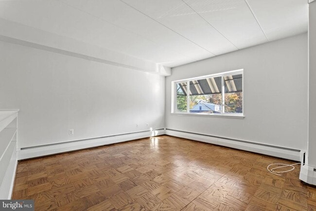 Foto del edificio - 6301 N Charles St