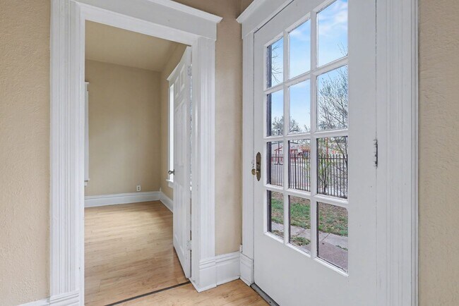 Foto del edificio - 3602 1/2 W Colorado Ave