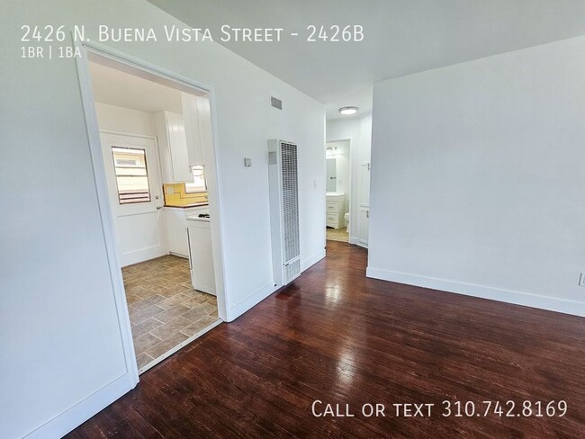 Building Photo - 2426 N Buena Vista St