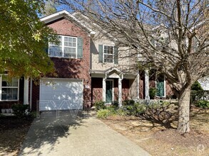 Building Photo - 131 Antler Ridge Cir