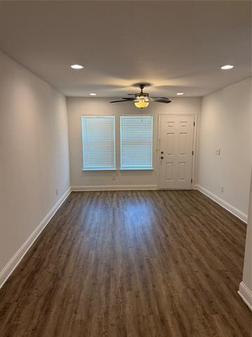 Foto del edificio - 3511 Elm Grove Rd
