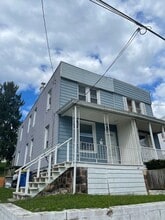 Building Photo - 6764 Huntingdon St