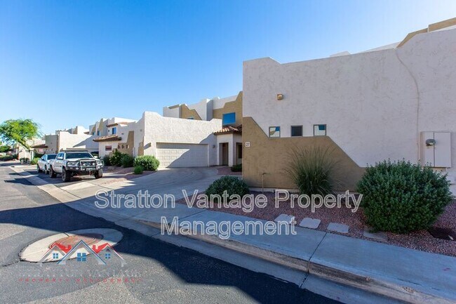 Foto del edificio - 544 N Alma School Rd