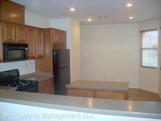Foto del edificio - 3 br, 2.5 bath House - 6708 Sand Swallow S...