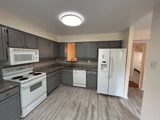 Foto del edificio - 14820 Ashford Ct