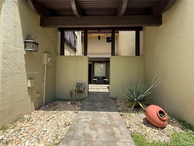 Building Photo - 9872 Costa Del Sol Blvd