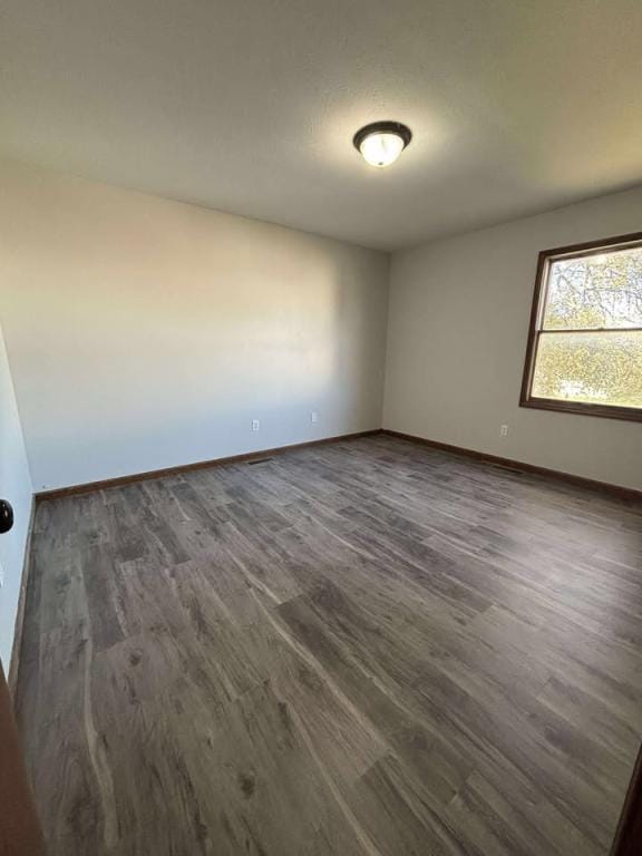 Building Photo - 1606 Tippecanoe Dr