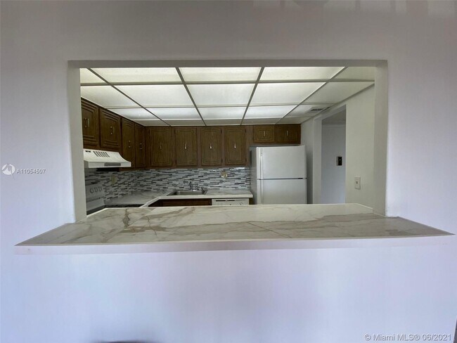 Foto del edificio - 3821 Environ Blvd