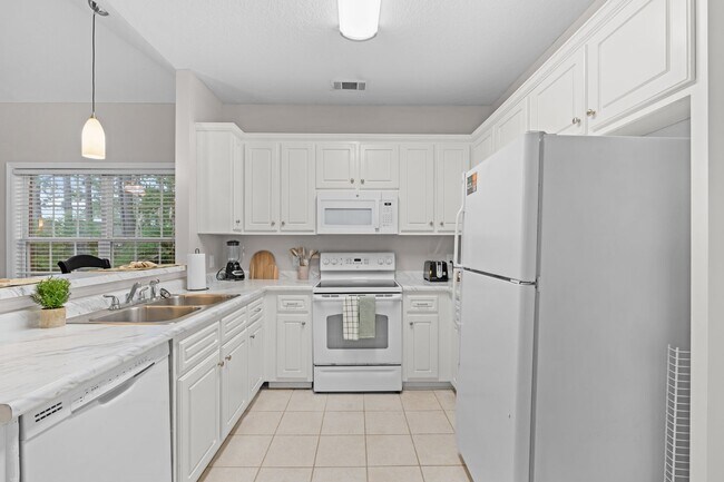 Foto del edificio - 1125A Southbend Drive