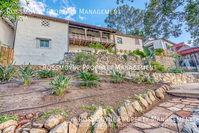 Foto del edificio - Beautiful 1920's Spanish Hillside Home