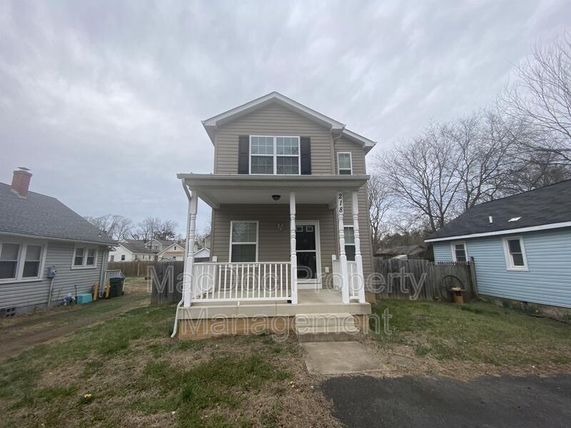 Primary Photo - 218 Mansfield St