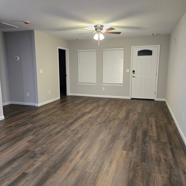 Foto del edificio - 487 NW 5th St