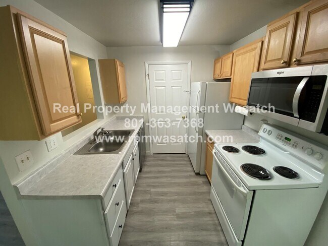 Building Photo - 4188 S Oak Meadows