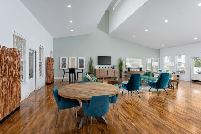Building Photo - Hawthorne at Murrayville