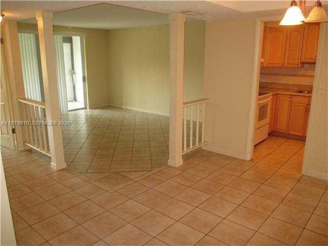 Foto del edificio - 3710 Inverrary Dr