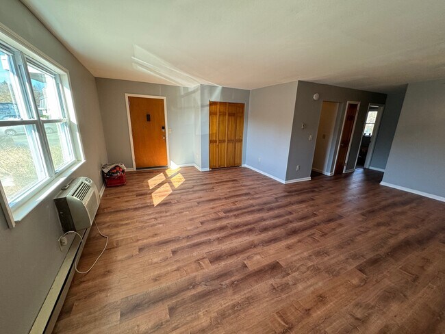 living room - 12 White Gate Dr