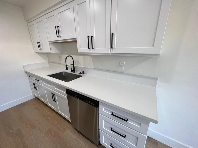 Building Photo - 4159 Elenda St