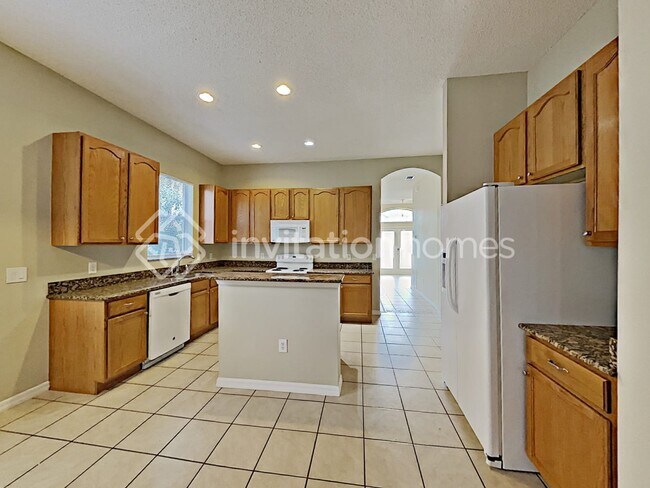 Building Photo - 97 Spring Glen Dr