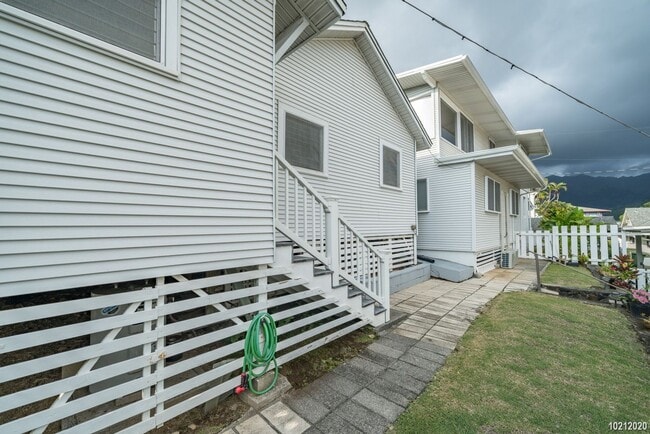 Foto del edificio - $1425 Beautiful Studio in Manoa 2646A Oahu...