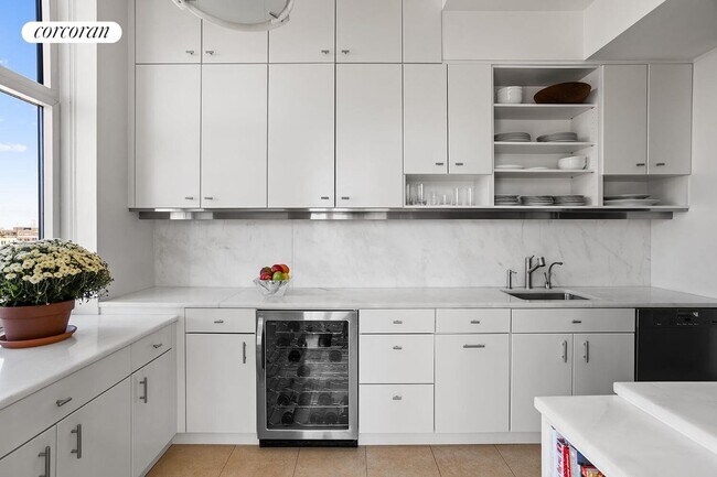 Foto del edificio - 181 E 90th St