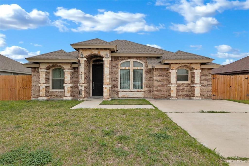 1611 W Bella Vista Ave, Alton, TX 78573 House Rental in Alton, TX