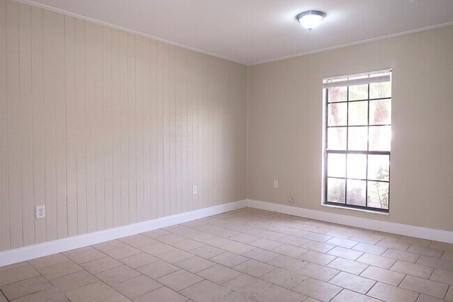 Foto del edificio - 1424 Ridge Lake Ct