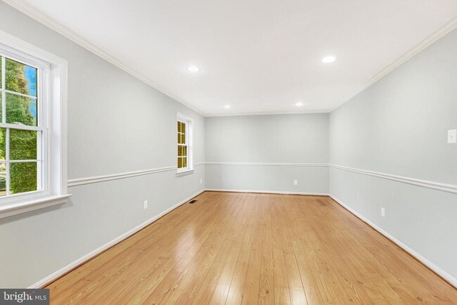 Foto del edificio - 10401 Courthouse Dr