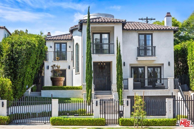 Foto del edificio - 12267 San Vicente Blvd
