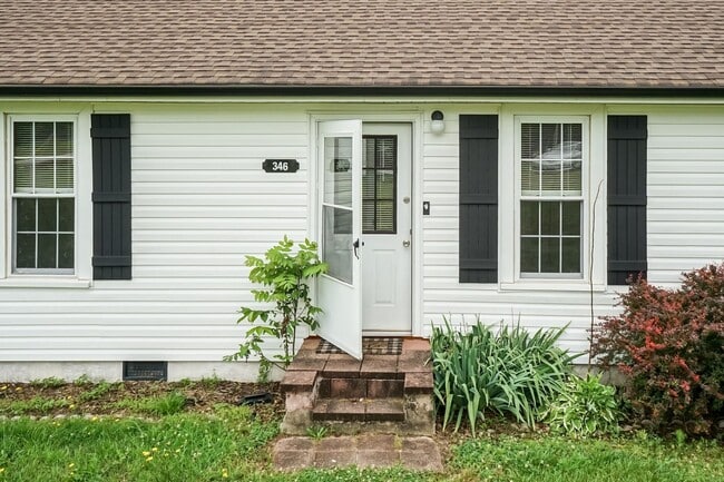 Building Photo - Cozy 1 Bed/1 Bath Home in Zebulon!