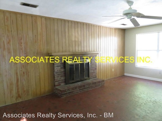 Foto del edificio - 4 br, 2 bath House - 3435 NW 7th PL