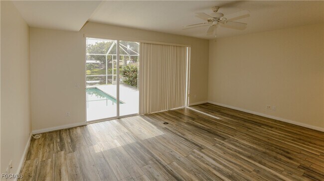 Foto del edificio - 5701 Cove Cir
