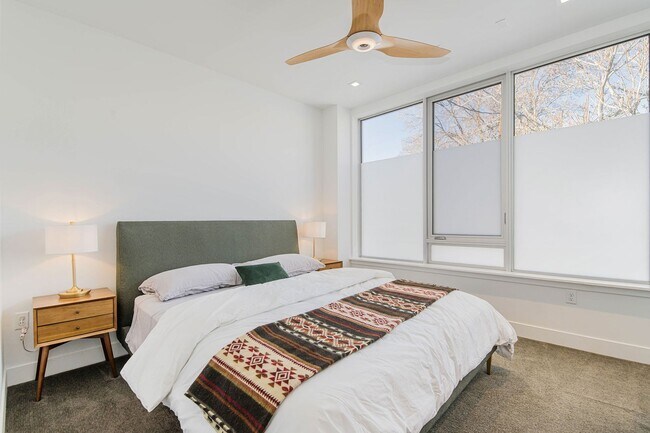 Foto del edificio - Modern 3 BDR LoHi Townhome