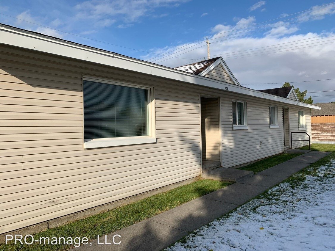 Foto principal - 605 Cambridge Dr