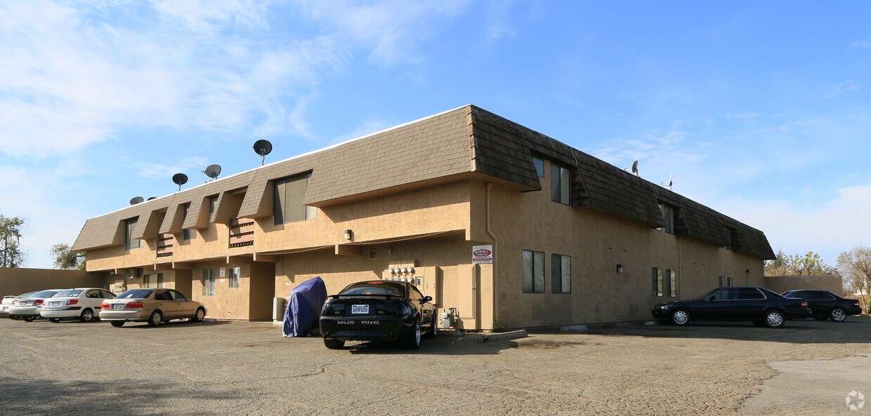 Foto del edificio - Foxx Apartments