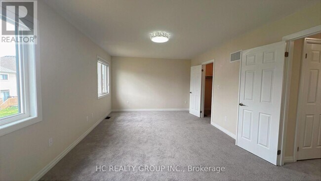 Building Photo - 46 Donald Ingram Cres