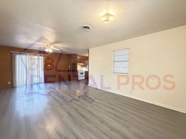 Foto del edificio - 3 Bed 2 Bath Home in Ruston!