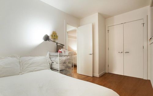 Foto del edificio - 334 Spring St