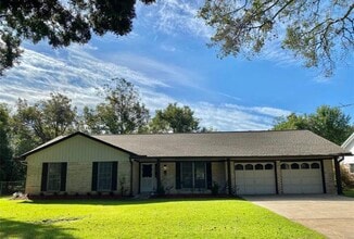 Building Photo - 1116 Frances Dr