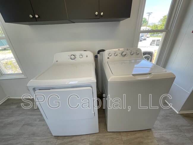 Foto del edificio - 516 E Boundary Ave