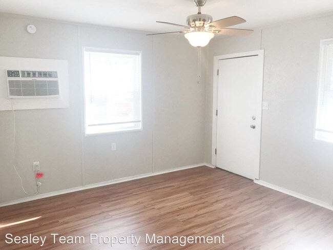 Building Photo - 2 br, 1 bath House - 1010 Tucker St.