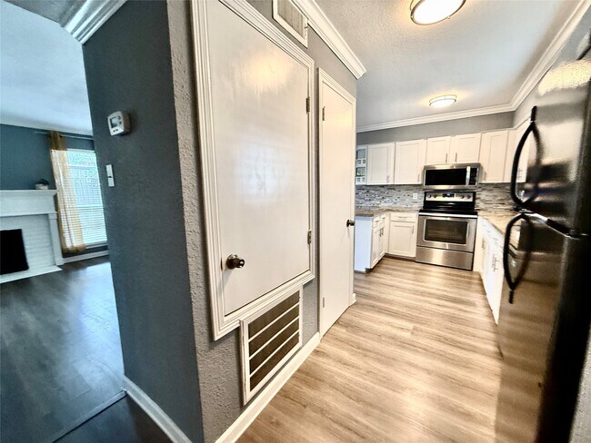 Foto del edificio - 10075 Westpark Dr