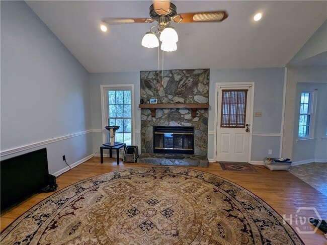 Building Photo - 908 Millstream Ct