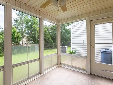 Foto del edificio - 962 Palisade Cir