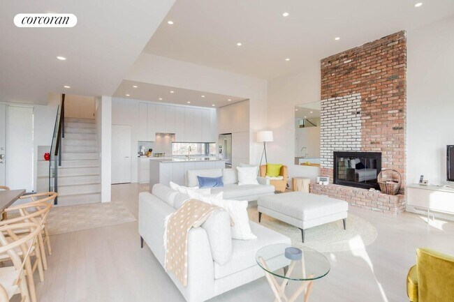 Foto del edificio - 46 Cleveland Dr