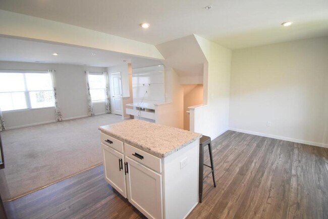 Building Photo - 2611 McCurdy Trail