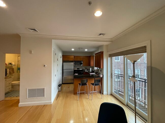 Building Photo - 126 Jersey St