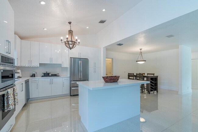 Building Photo - 8425 SW 185th St